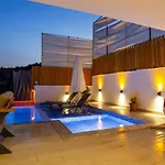 Uzumlu Village 2 Bedroom 9863 *