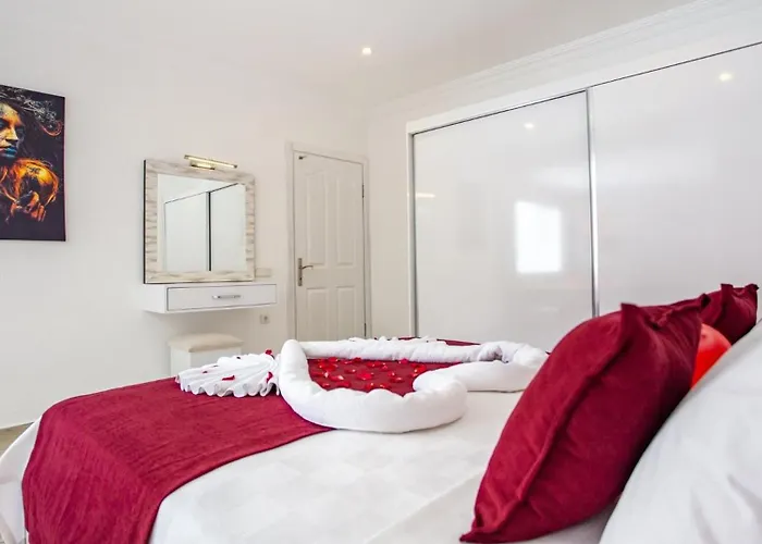 Uzumlu Village 2 Bedroom 9863 빌라 *
